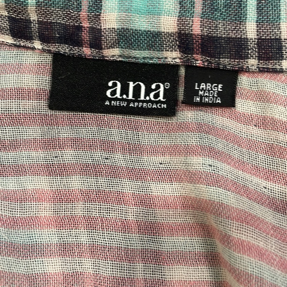 Ana button down - large - Picture 4 of 6